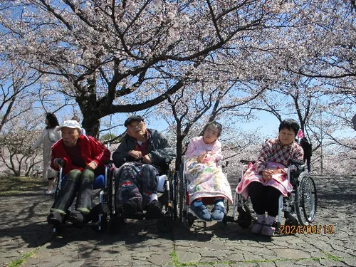 4月
